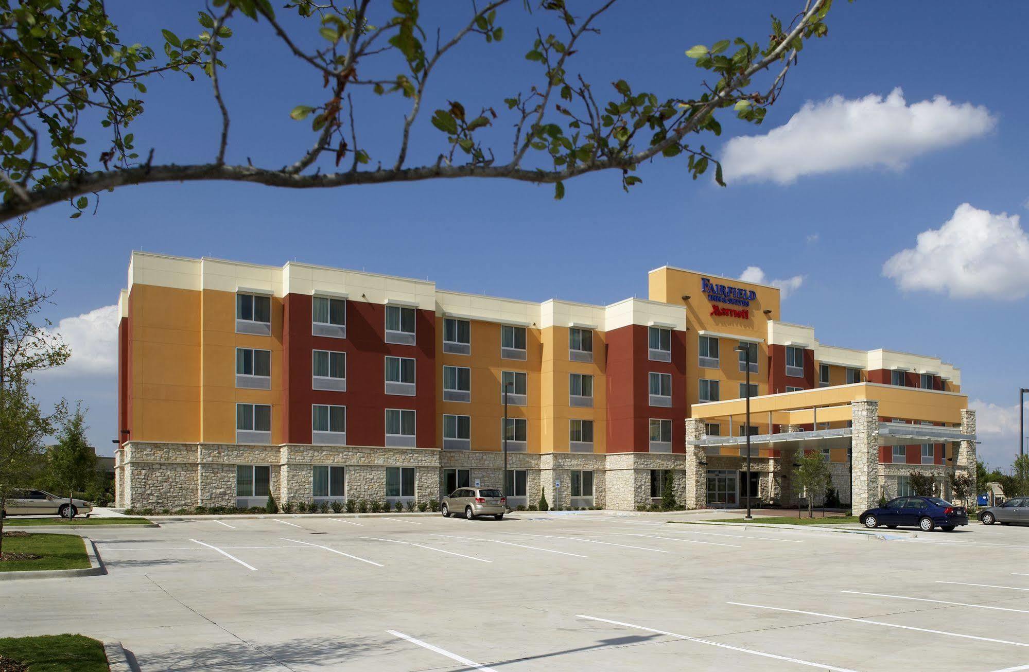 Fairfield Inn & Suites By Marriott Dallas Plano Колони Экстерьер фото